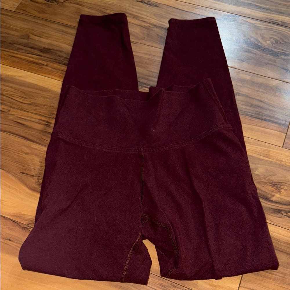 Old Navy Women's Burgundy Leggings